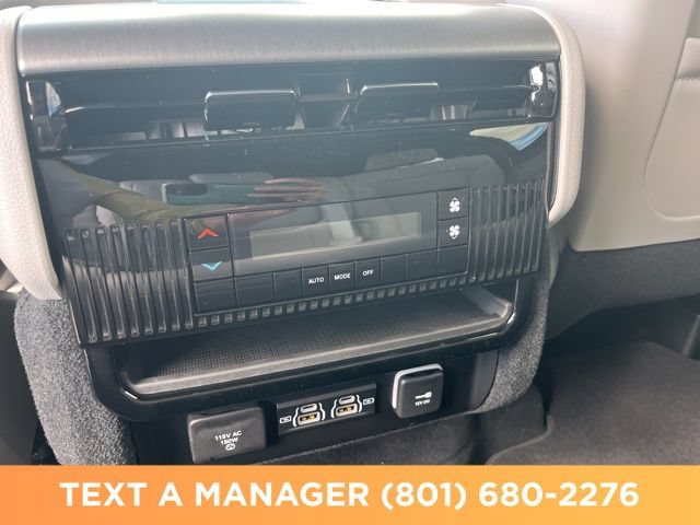 New 2026 Jeep Grand Wagoneer 4WD w/ 8-Passenger Seating Package image 22