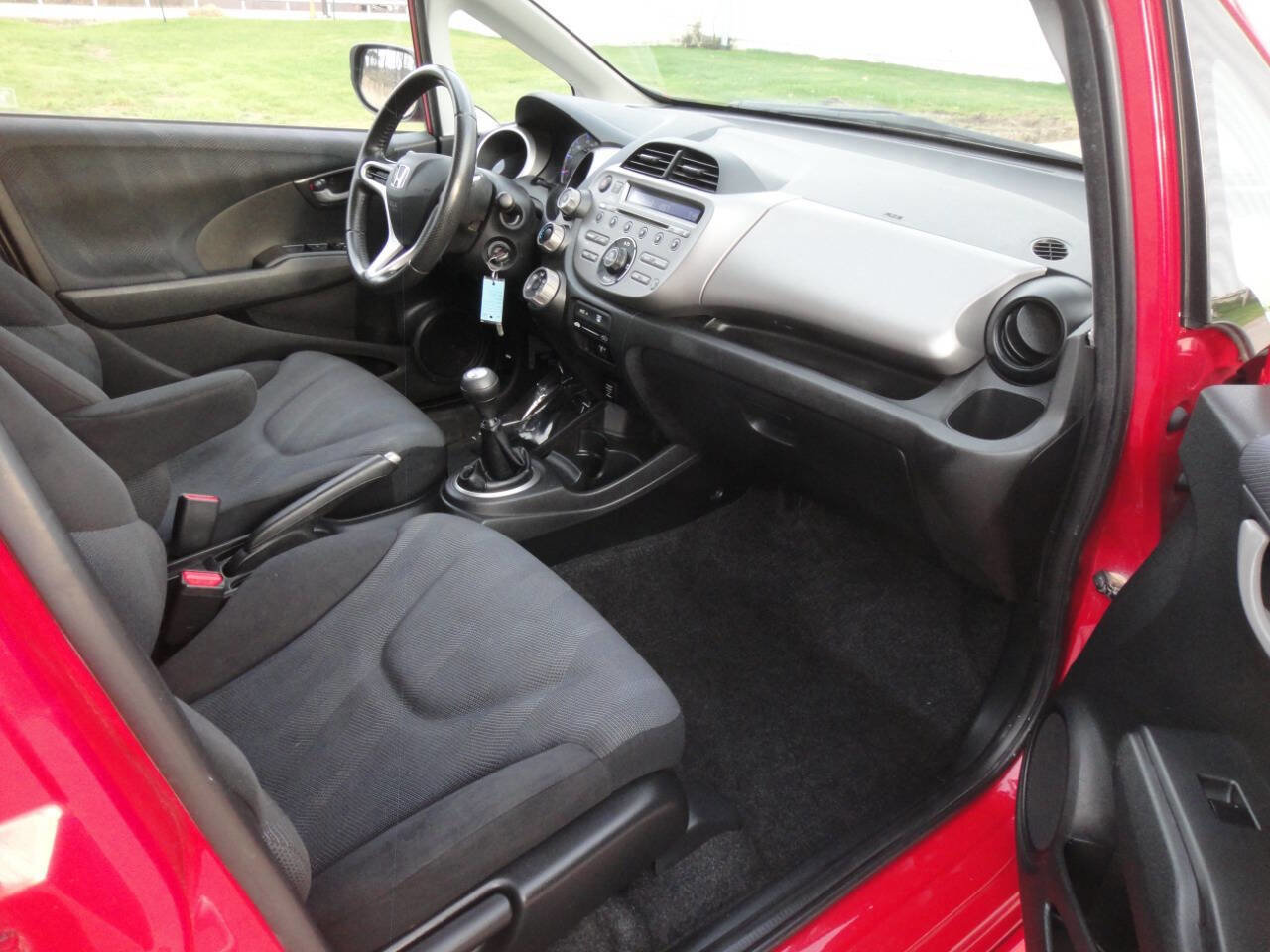 Used 2011 Honda Fit Sport image 9