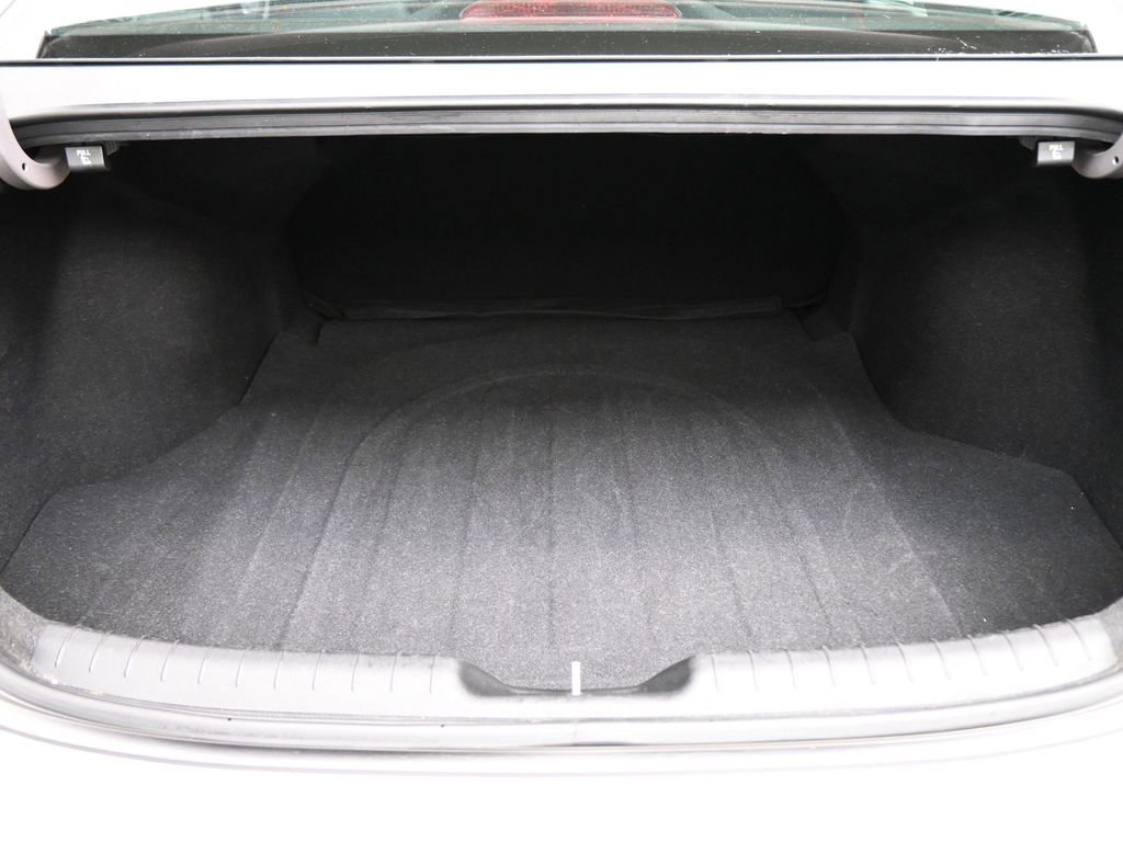 Used 2023 Hyundai Elantra Blue FWD image 16