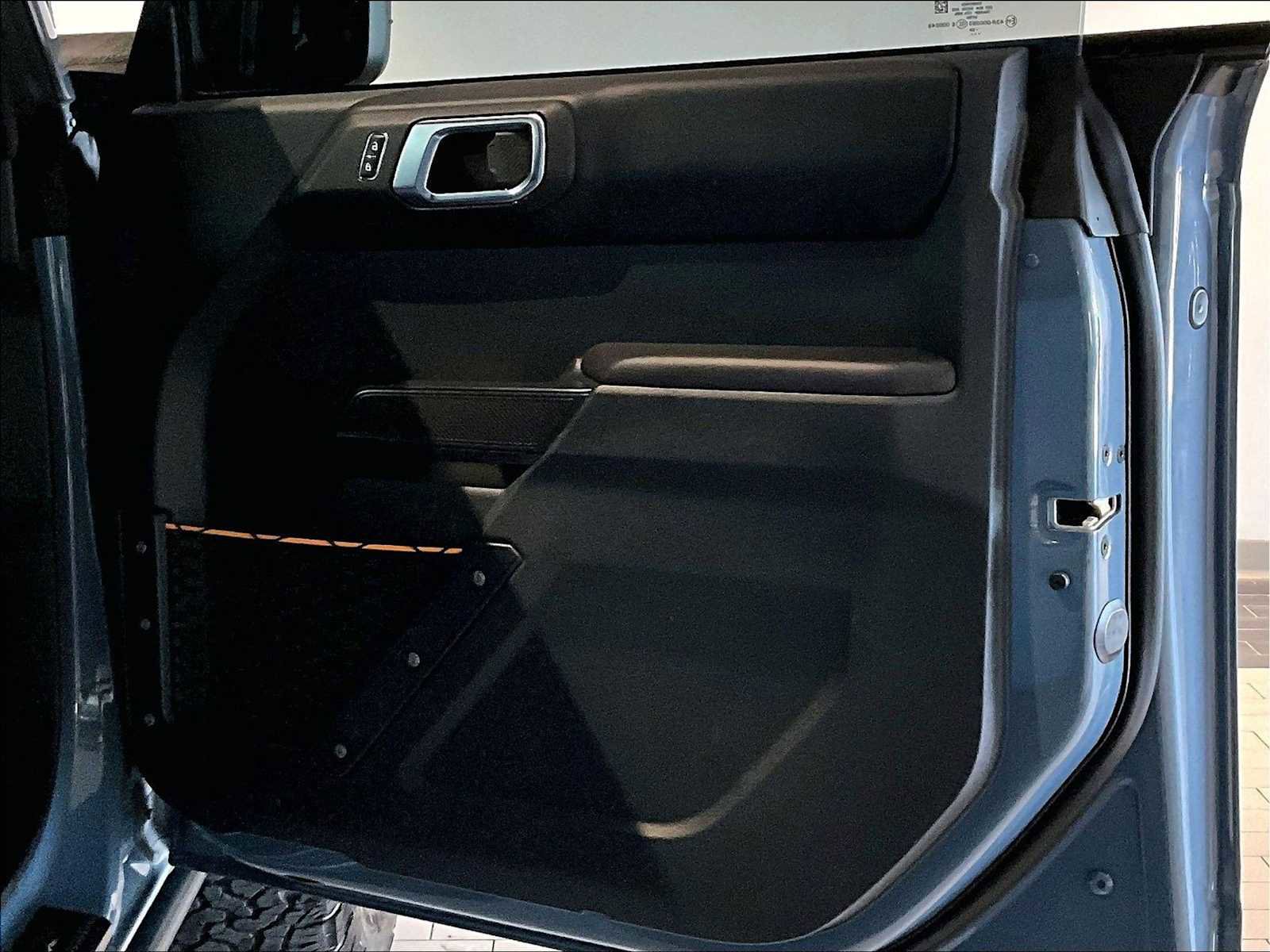 Used 2024 Ford Bronco Badlands image 27