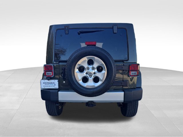 Used 2015 Jeep Wrangler Unlimited Sahara w/ Connectivity Group AWD/4WD image 4