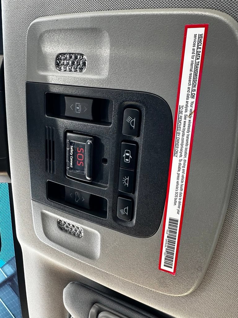Used 2019 Toyota Camry XLE w/ Driver Assist Package FWD image 25
