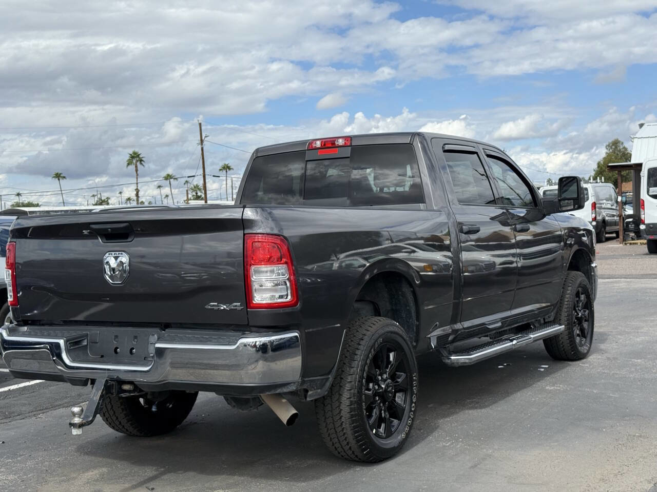 Used 2024 RAM 2500 Tradesman w/ Chrome Appearance Group image 9