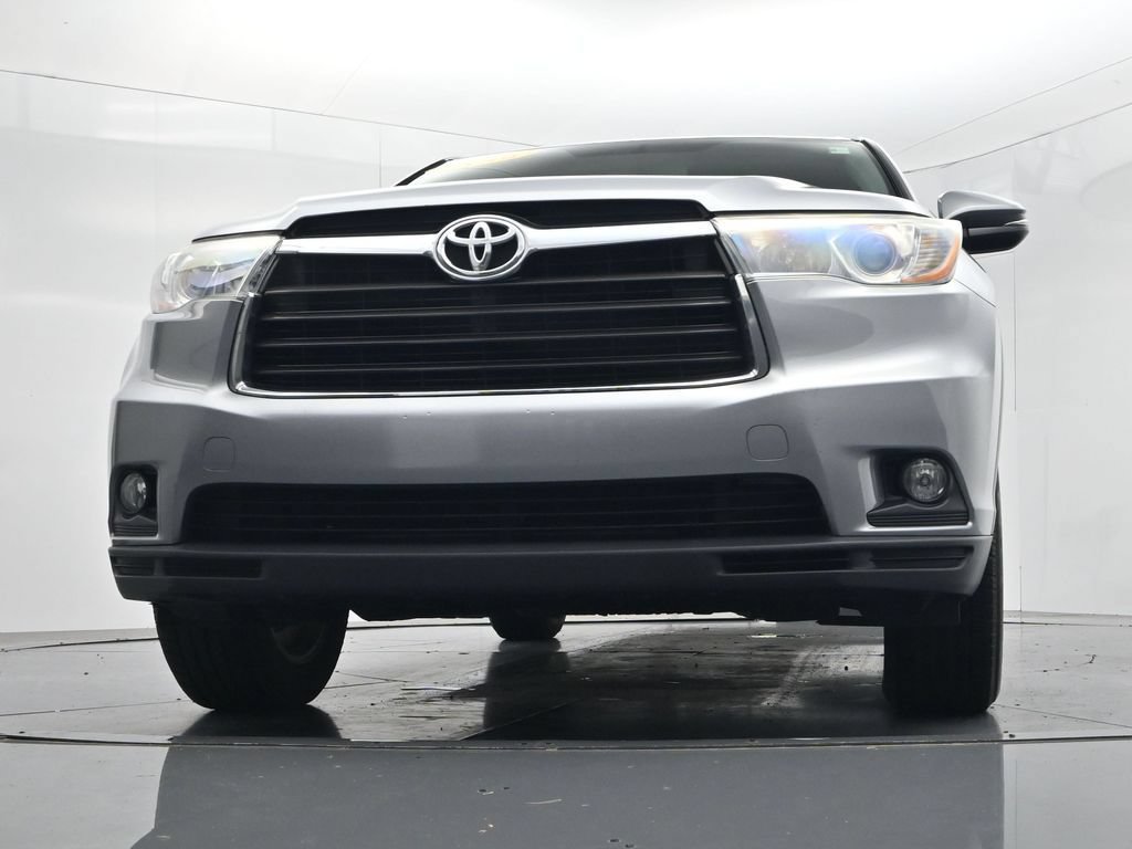 Used 2016 Toyota Highlander Plus AWD/4WD image 35