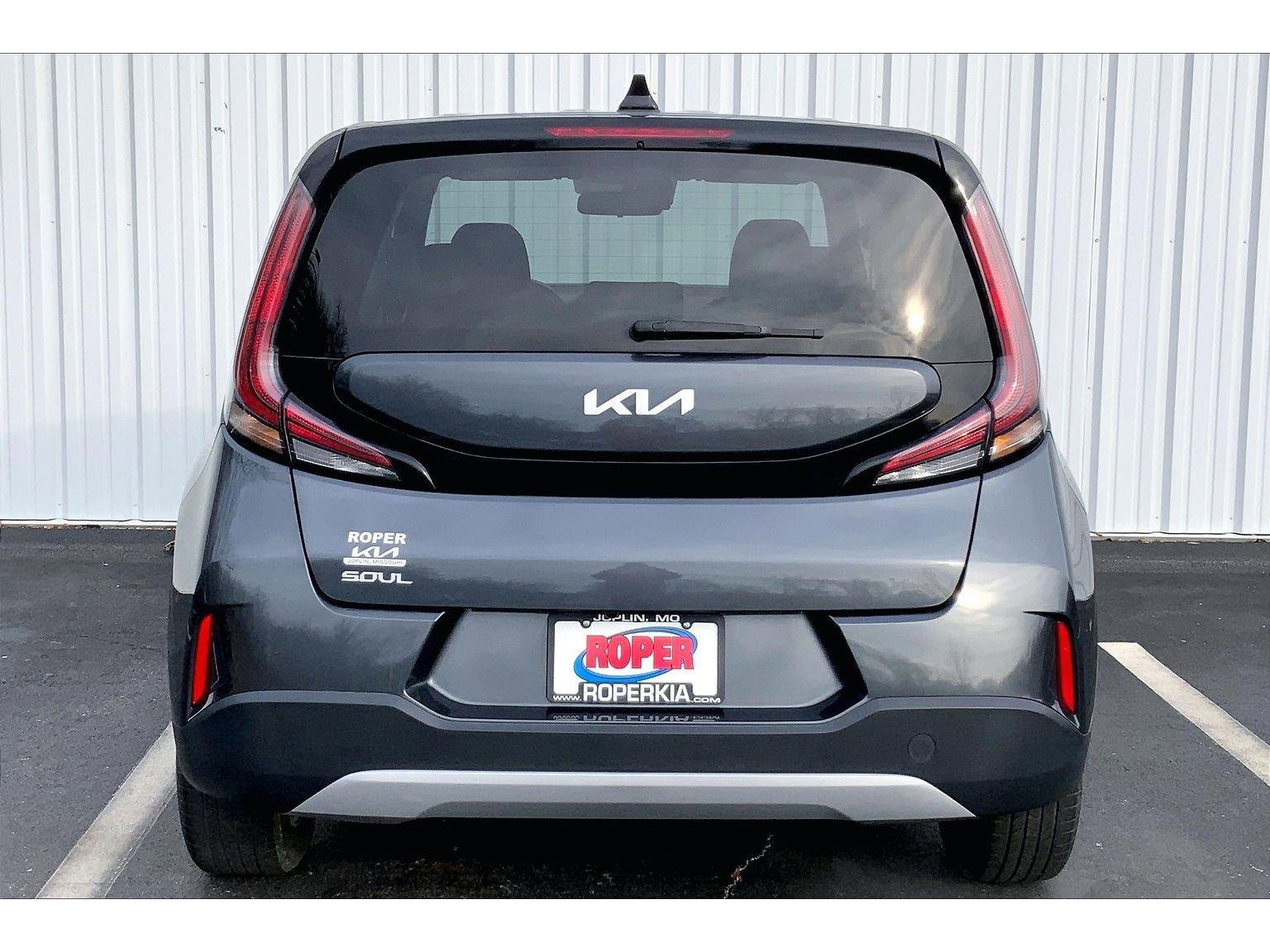 Used 2023 Kia Soul LX w/ Option Group 015 image 4