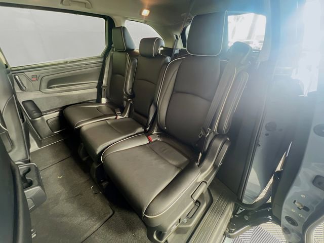 Used 2025 Honda Odyssey Touring image 27