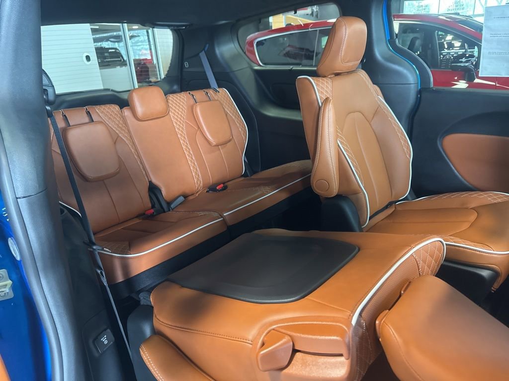 New 2026 Chrysler Pacifica Pinnacle image 50