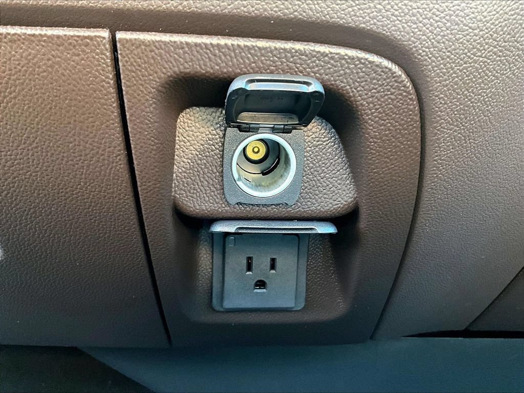 Used 2014 Chevrolet Silverado 1500 LT w/ LT Convenience Package AWD/4WD image 27
