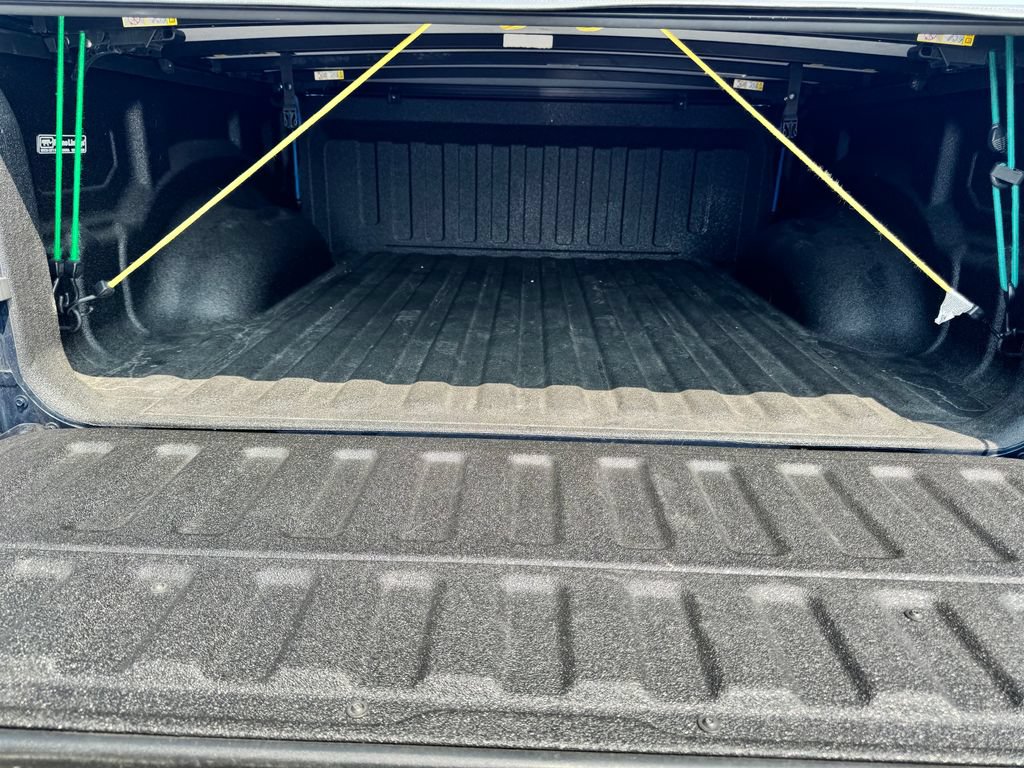 Used 2022 RAM 1500 Big Horn AWD/4WD image 9