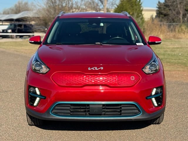 Used 2022 Kia Niro EX w/ Cold Weather Package FWD image 2