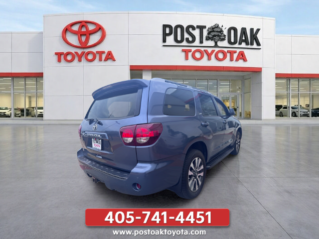 Used 2018 Toyota Sequoia SR5 w/ Premium Package AWD/4WD image 7