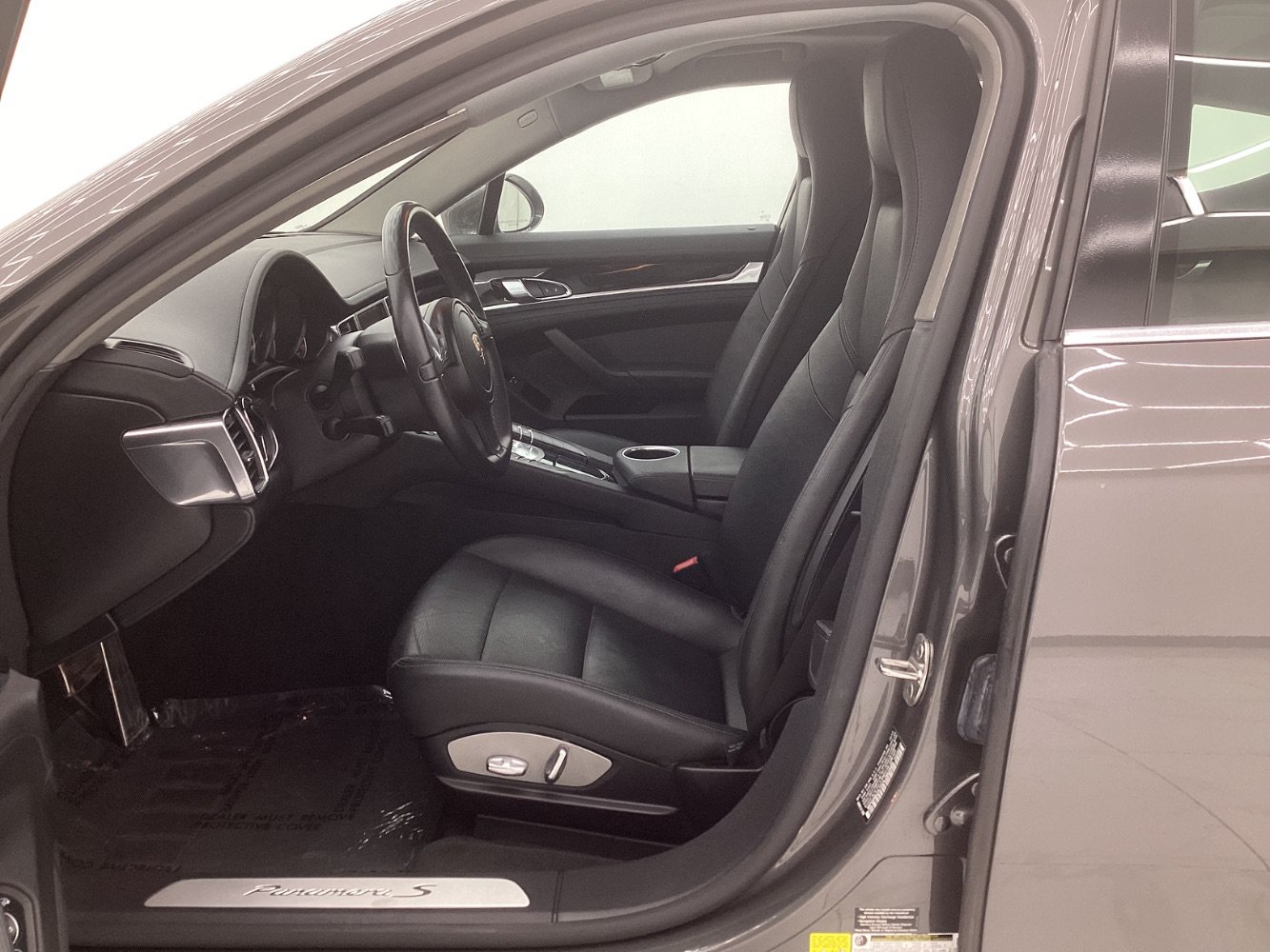 Used 2013 Porsche Panamera S RWD image 13
