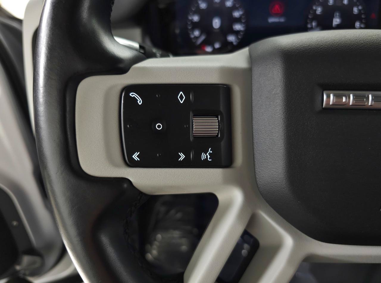 Used 2020 Land Rover Defender 110 First Edition AWD/4WD image 21