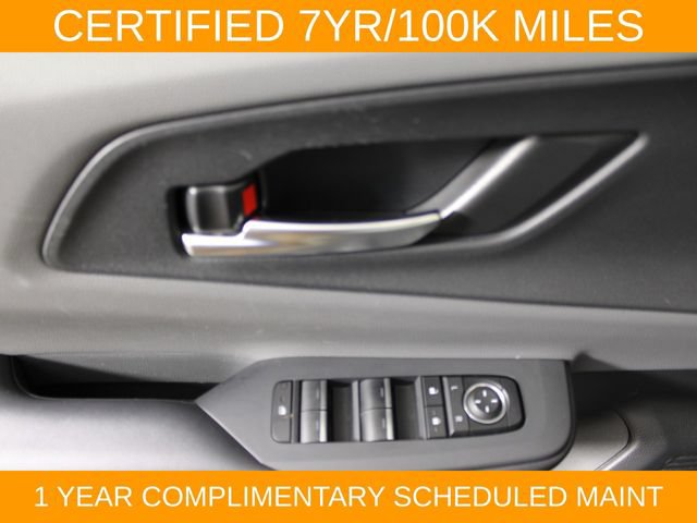Used 2023 Toyota Prius XLE AWD/4WD image 16