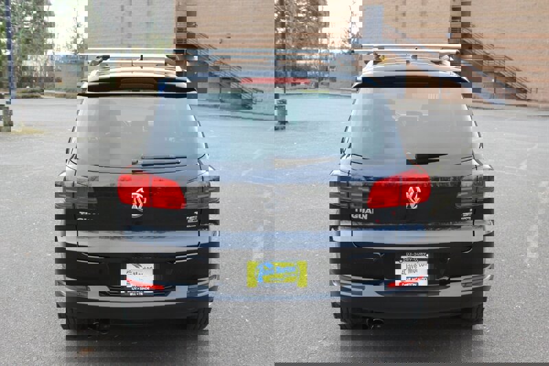 Used 2017 Volkswagen Tiguan Wolfsburg Edition image 8