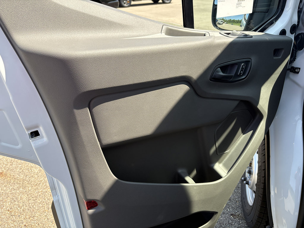 New 2026 Ford Transit 250 148 Medium Roof Extended AWD image 26