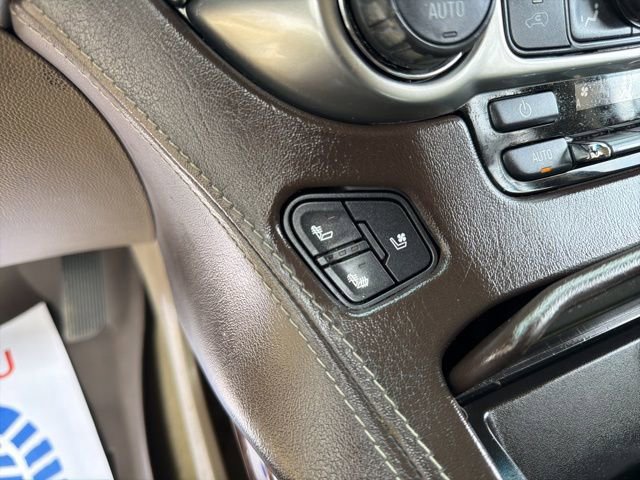 Used 2018 Chevrolet Suburban Premier image 39