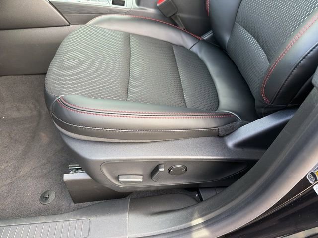New 2026 Ford Escape ST-Line Select w/ Tech Pack #1 AWD/4WD image 9