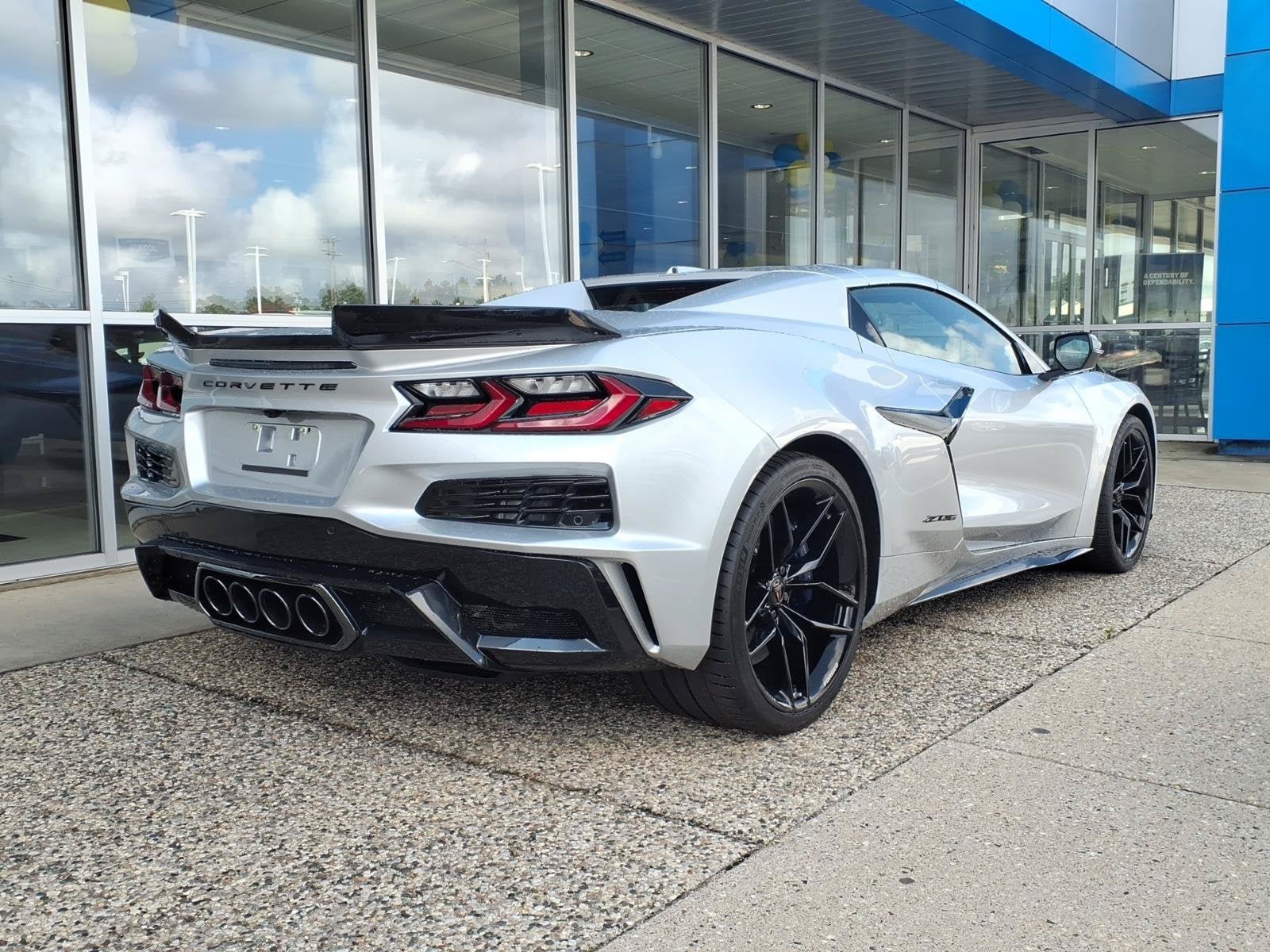 New 2027 Chevrolet Corvette Z06 w/ Battery Protection Package RWD image 3