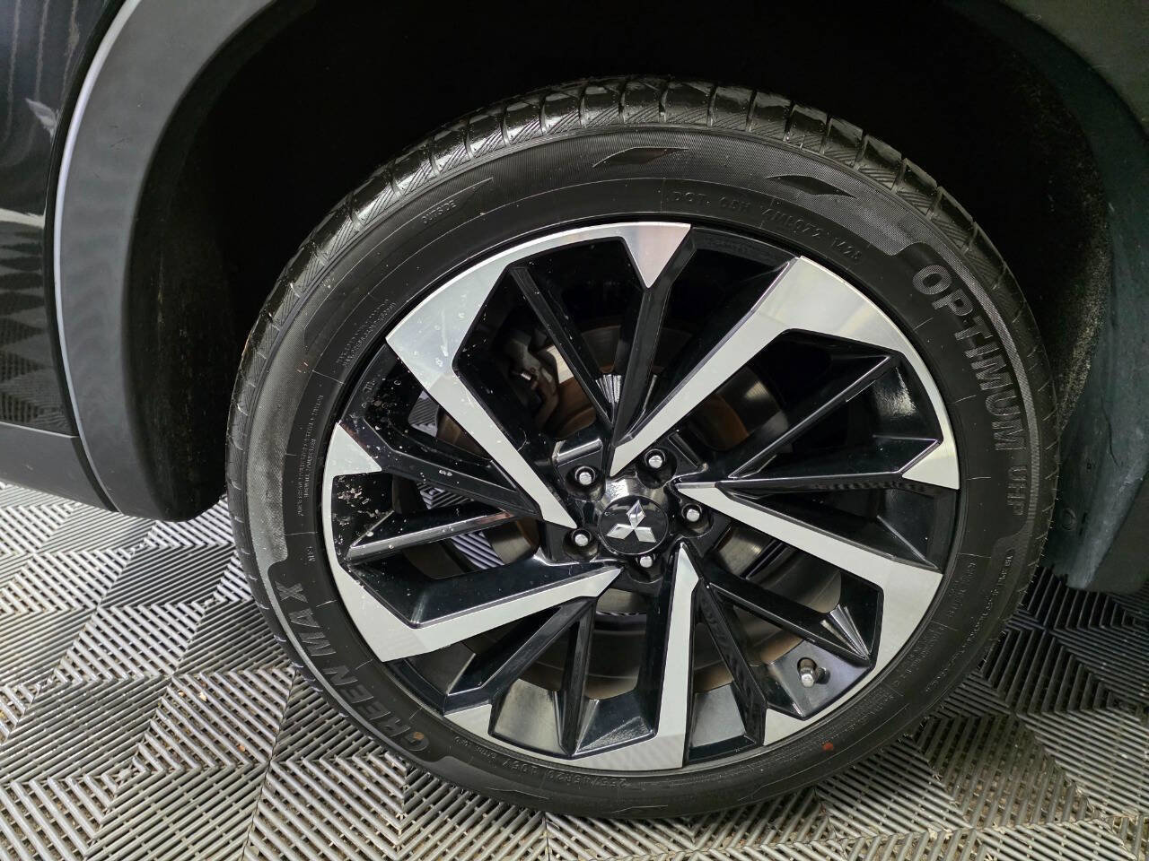 Used 2022 Mitsubishi Outlander ES image 31