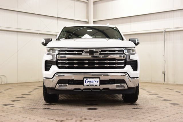 New 2026 Chevrolet Silverado 1500 LTZ w/ LTZ Premium Package AWD/4WD image 2