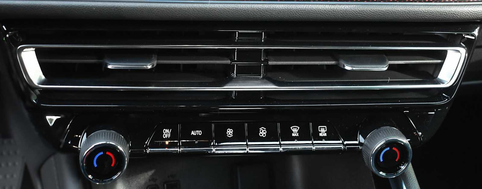 New 2026 Chevrolet Traverse Z71 image 21