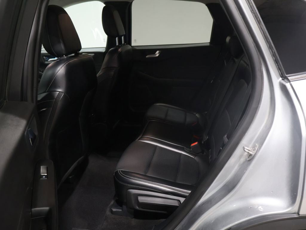 Used 2024 Ford Escape Platinum image 17