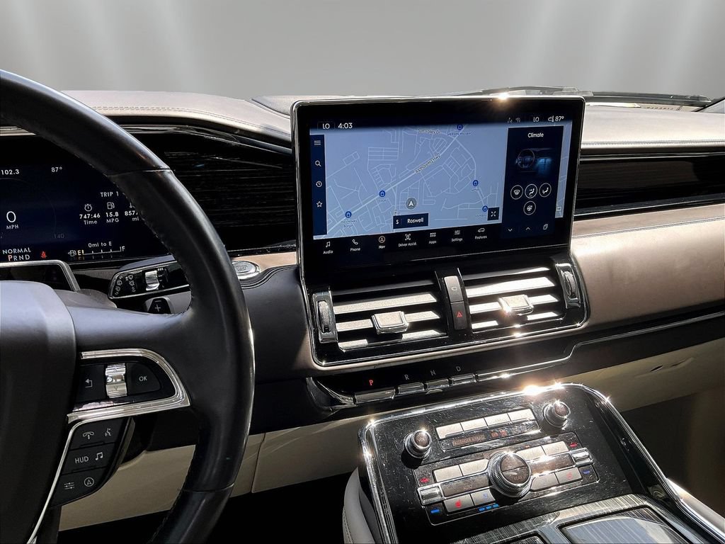 Used 2022 Lincoln Navigator Black Label AWD/4WD image 11