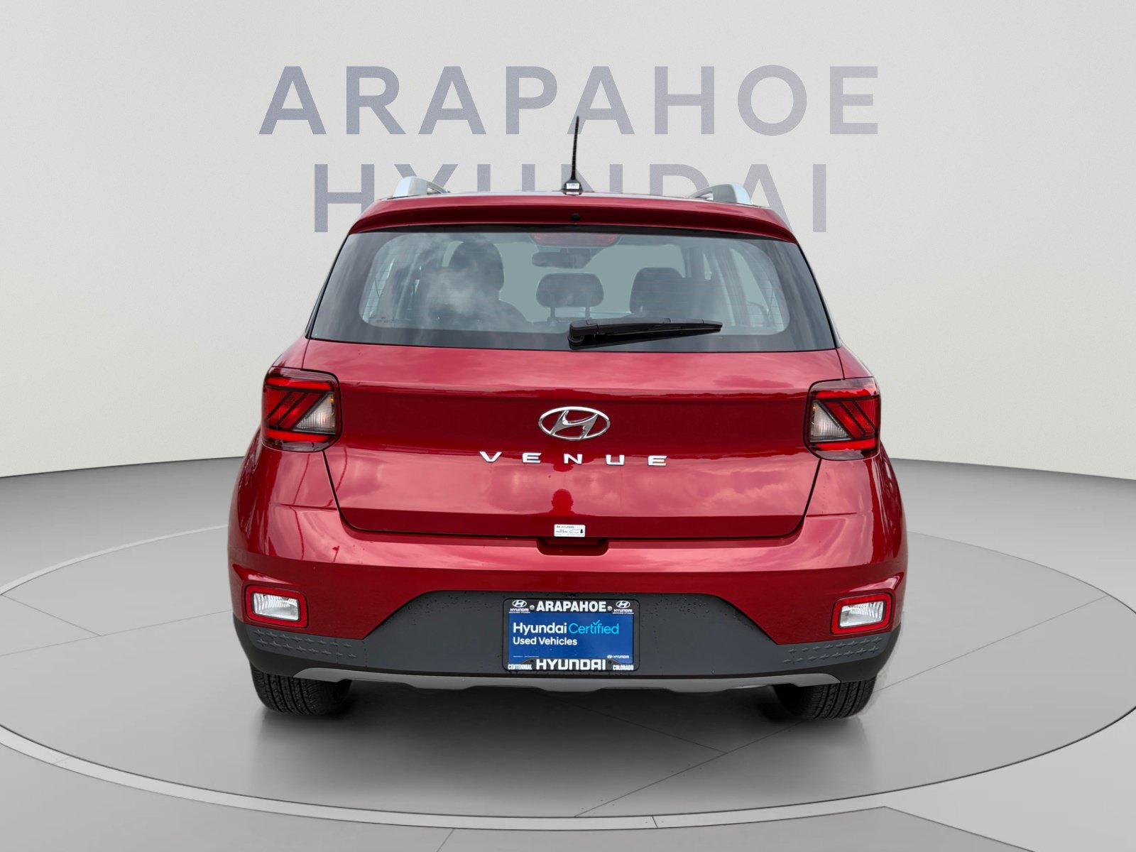 Used 2025 Hyundai Venue SEL FWD image 4