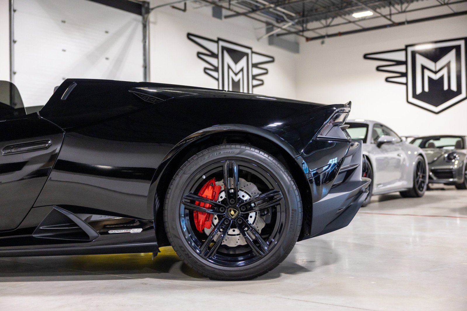 Used 2020 Lamborghini Huracan EVO image 17