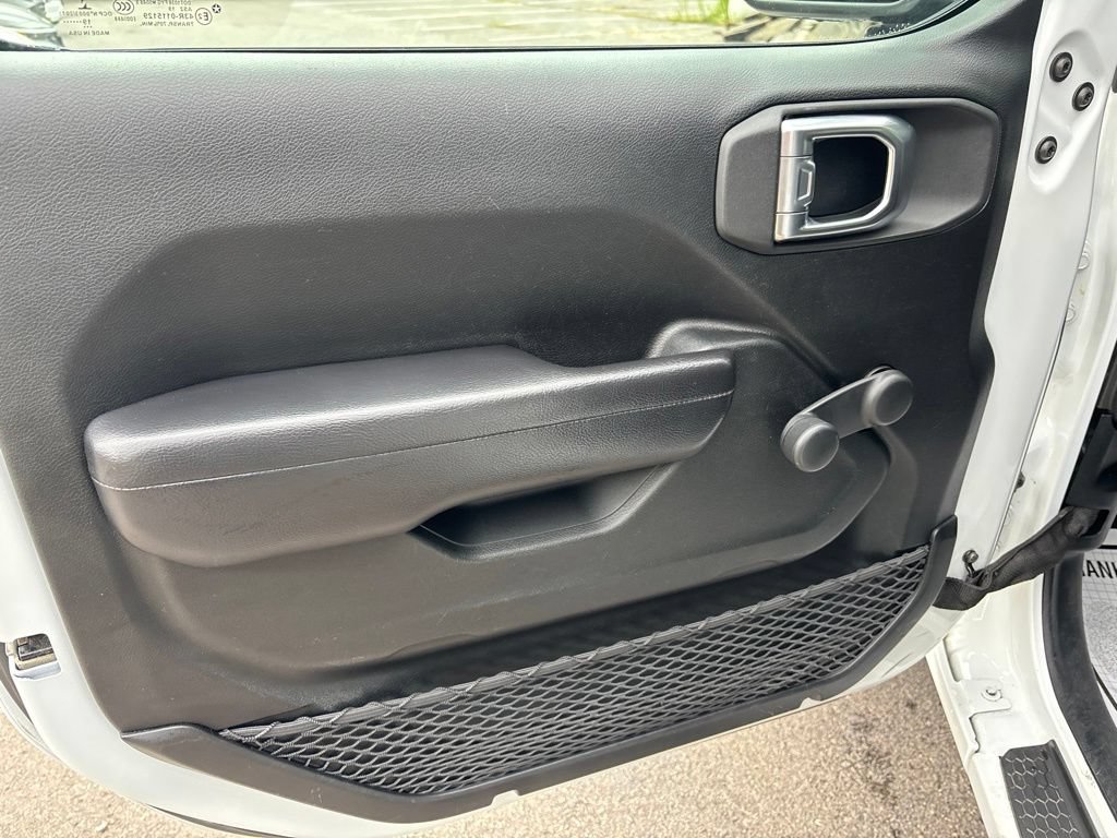 Used 2020 Jeep Wrangler Sport AWD/4WD image 14