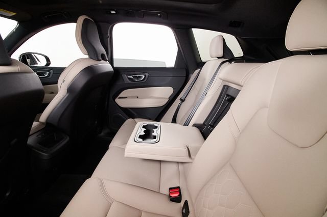 Certified 2026 Volvo XC60 B5 Plus AWD/4WD image 22