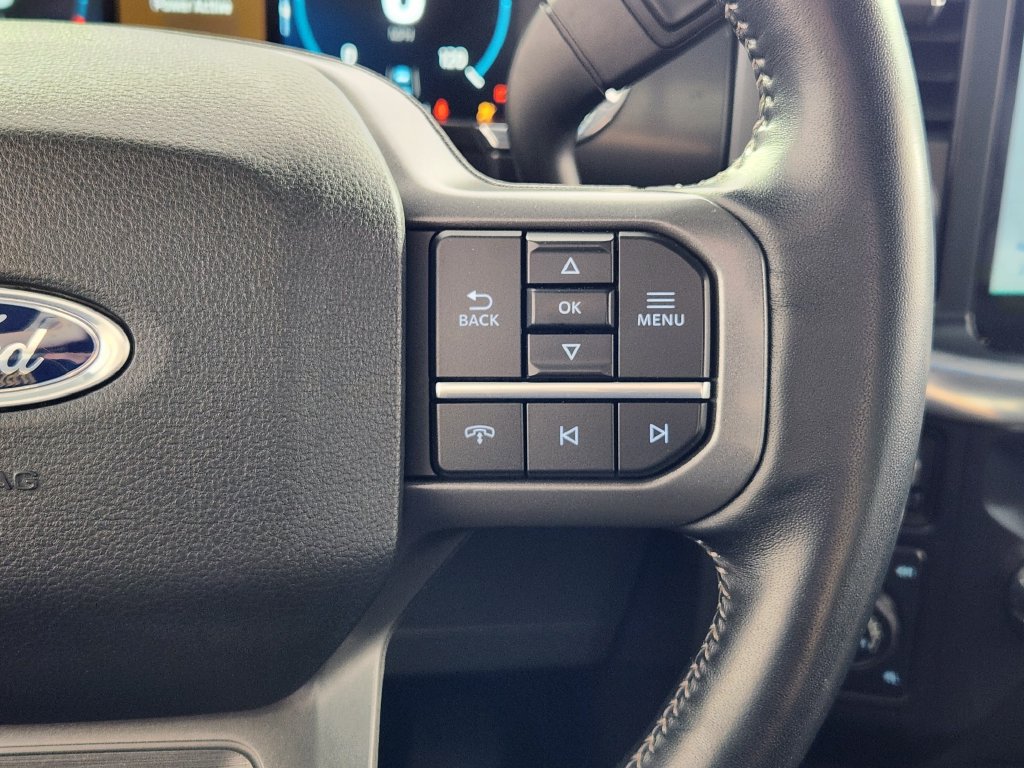 Used 2021 Ford F150 Lariat w/ Max Trailer Tow Package AWD/4WD image 19