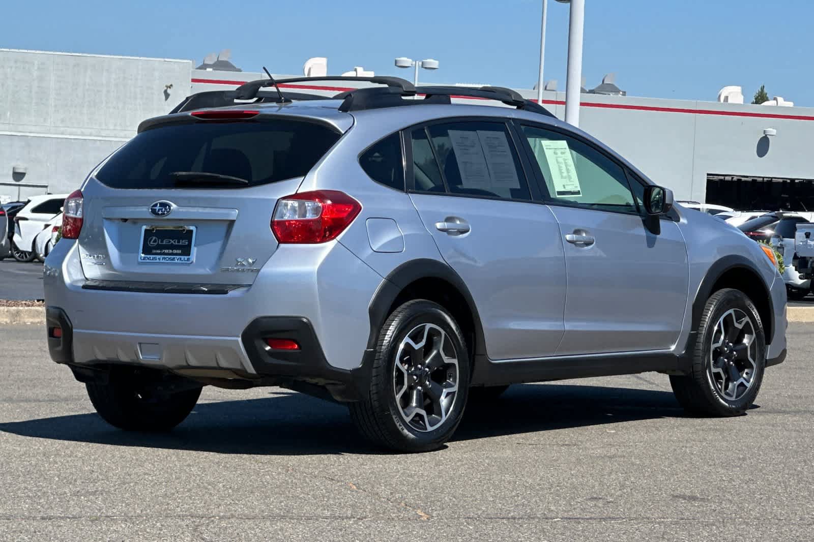 Used 2015 Subaru Crosstrek 2.0i Premium w/ Moonroof Package AWD/4WD image 2