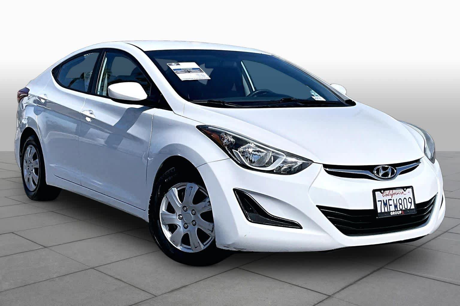 Used 2016 Hyundai Elantra SE FWD image 2