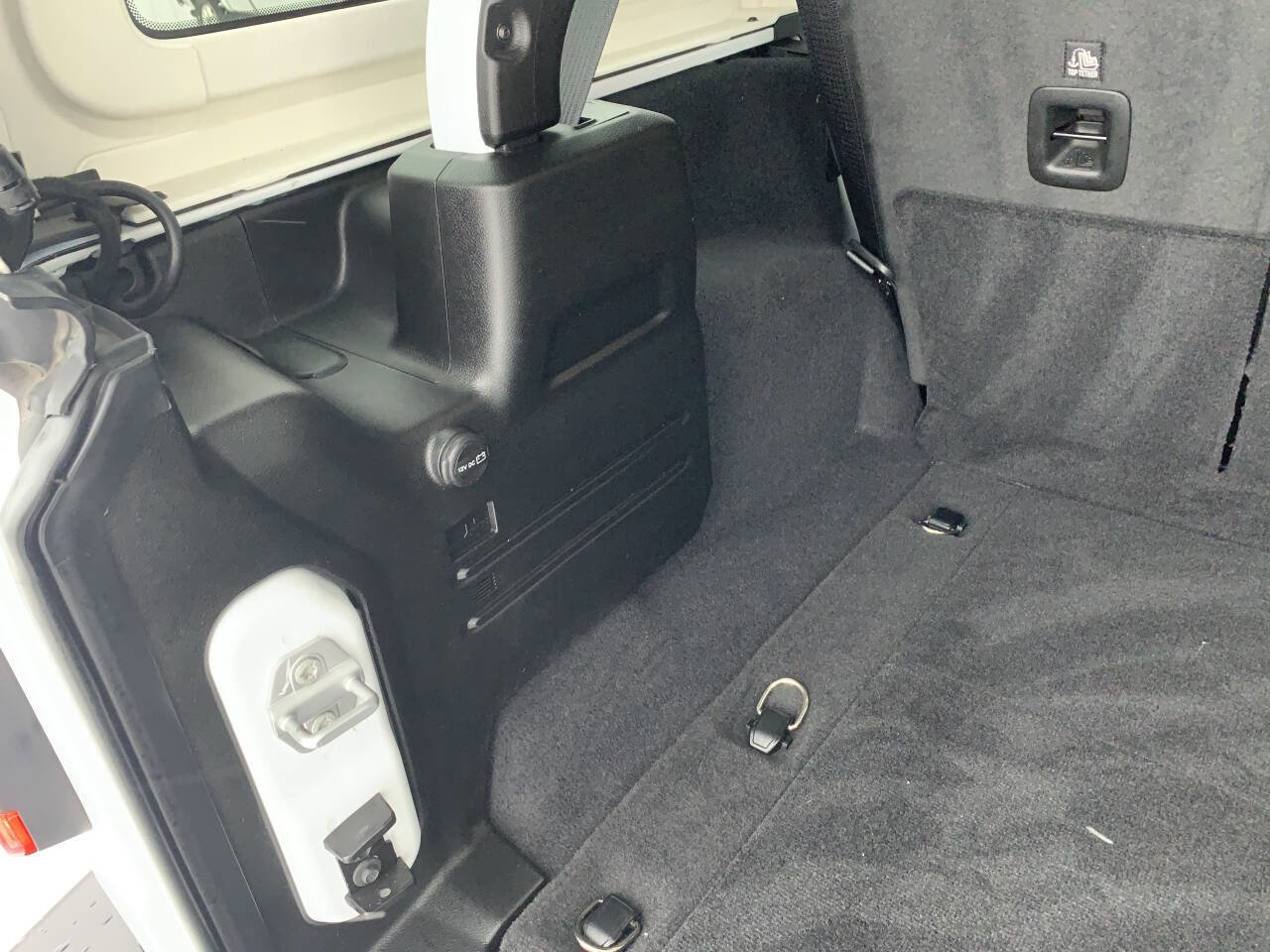 Used 2023 Jeep Wrangler Unlimited Sahara w/ LED Lighting Group image 26