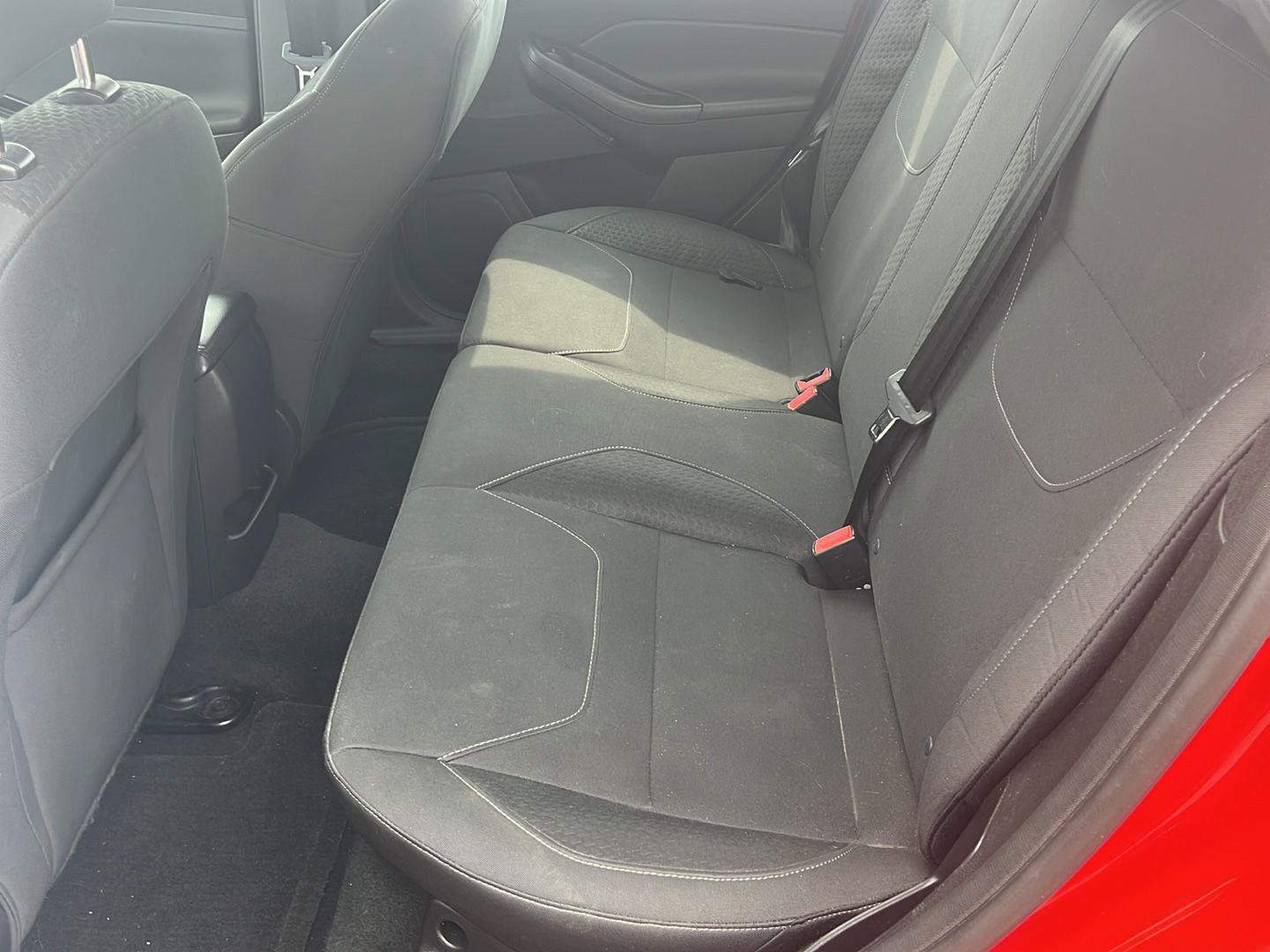 Used 2015 Ford Focus SE w/ Equipment Group 201A FWD image 51