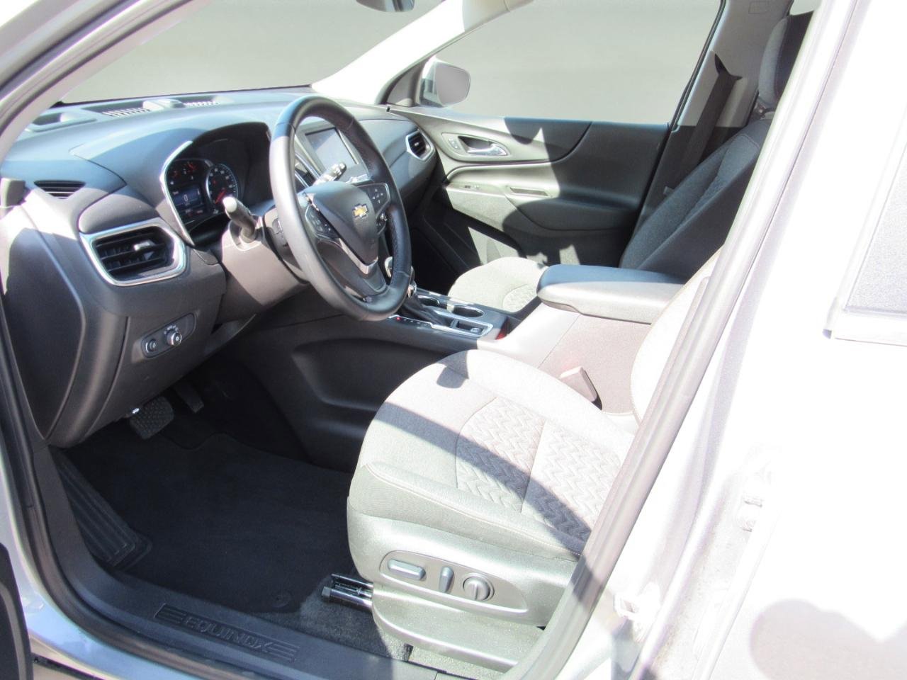 Used 2024 Chevrolet Equinox LT image 12