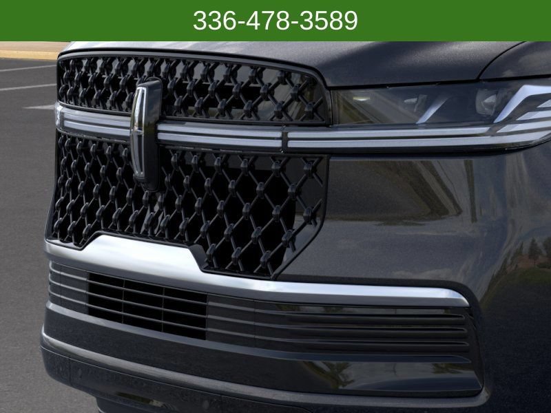 New 2026 Lincoln Navigator L Reserve w/ Jet Appearance Package AWD/4WD image 17