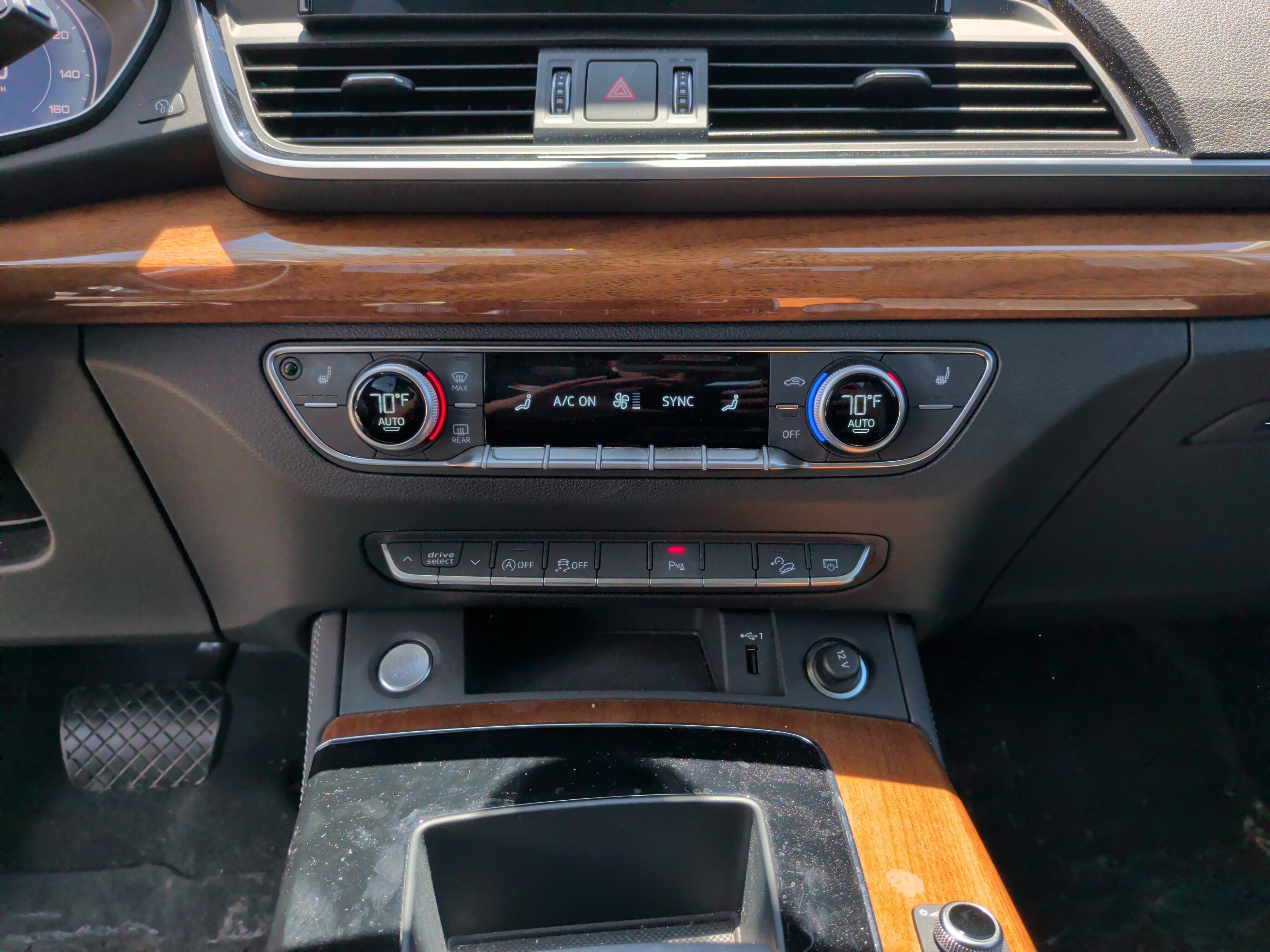 Certified 2023 Audi Q5 2.0T Premium Plus AWD/4WD image 28