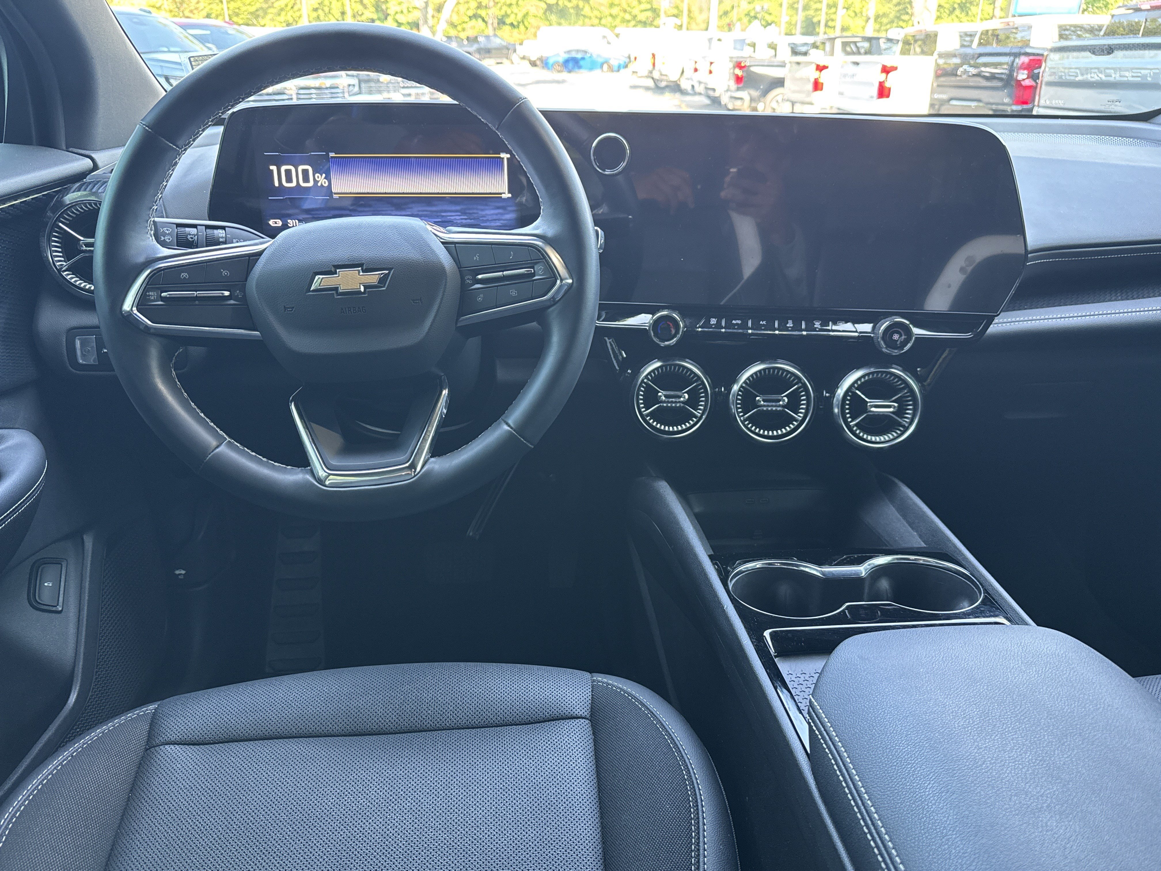 Certified 2024 Chevrolet Blazer EV LT AWD/4WD image 17