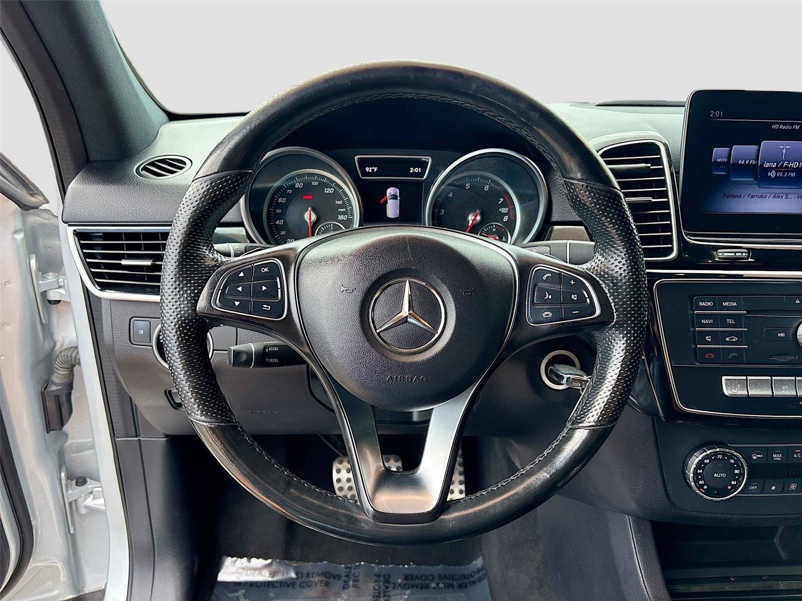 Used 2019 Mercedes-Benz GLE 400 4MATIC w/ Premium 1 Package image 12