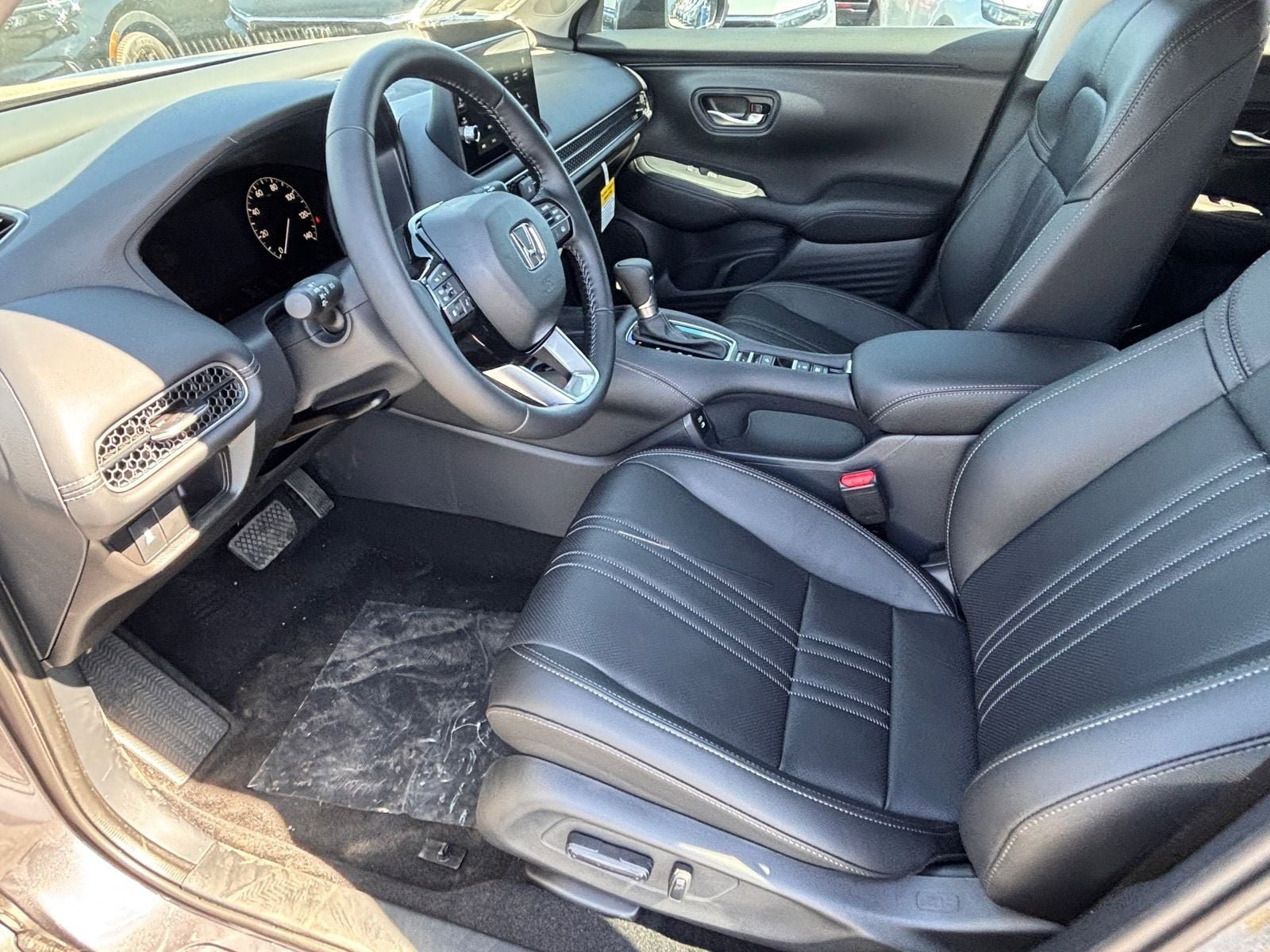 New 2027 Honda HR-V EX-L image 14