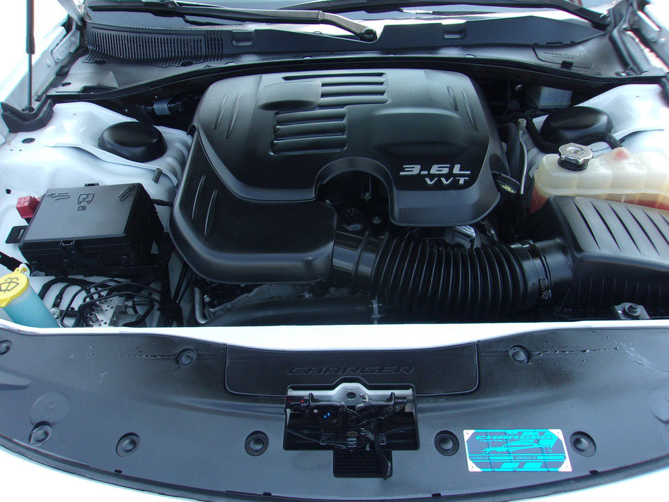 Used 2023 Dodge Charger GT image 9