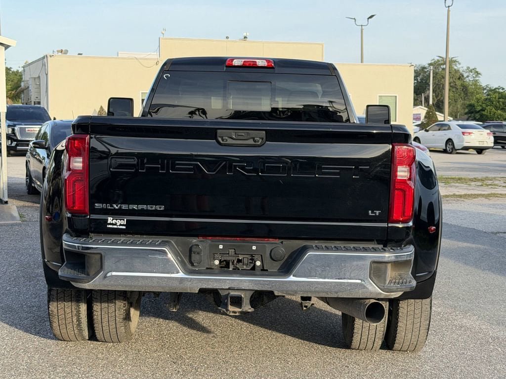 Certified 2022 Chevrolet Silverado 3500 LT w/ Convenience Package AWD/4WD image 6