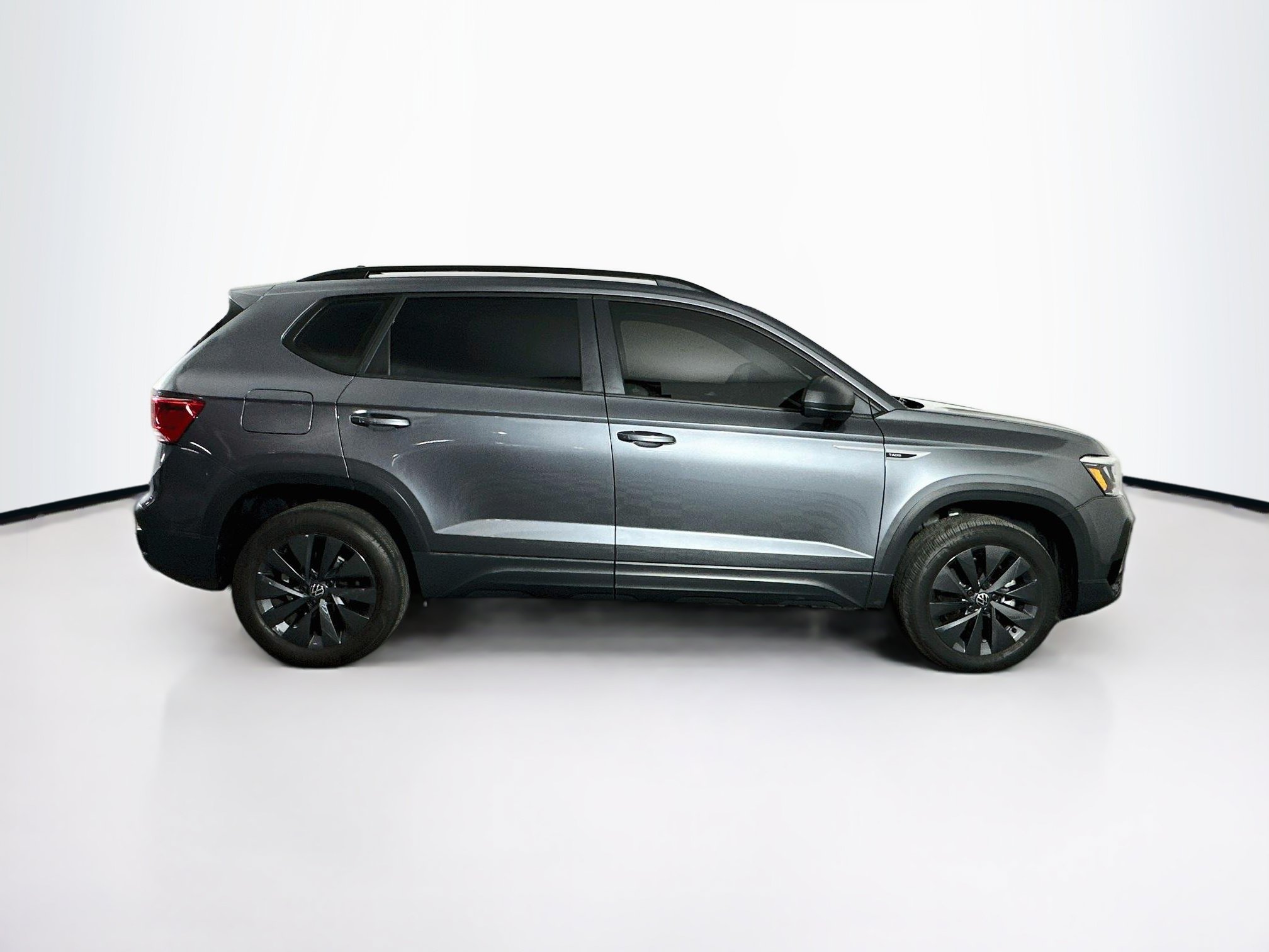 Used 2024 Volkswagen Taos S FWD image 10