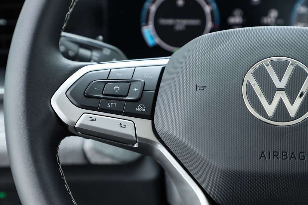 New 2026 Volkswagen Tiguan S image 21