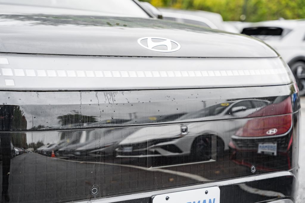 New 2026 Hyundai Ioniq 9 SEL image 11