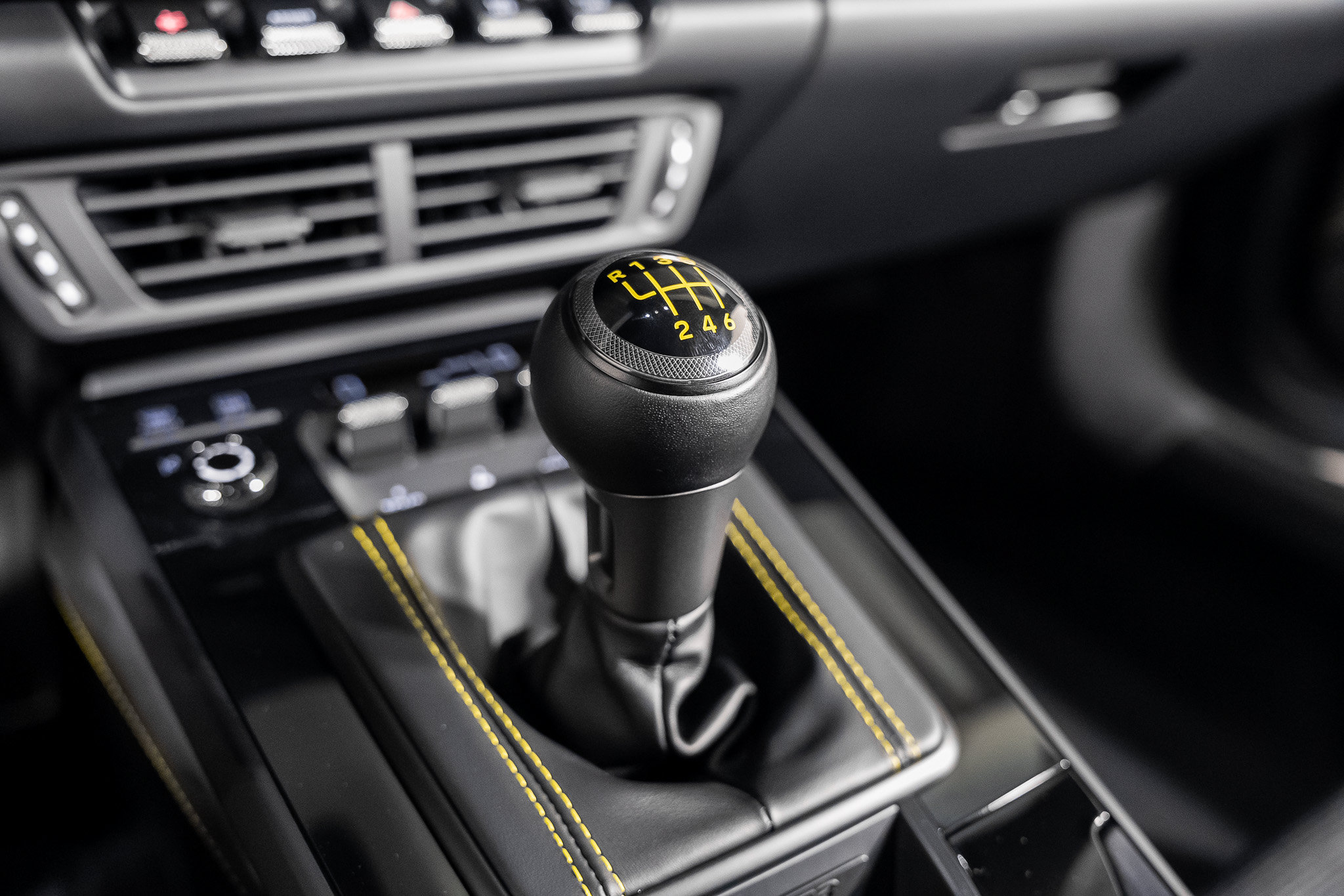 Used 2025 Porsche 911 GT3 RWD image 52