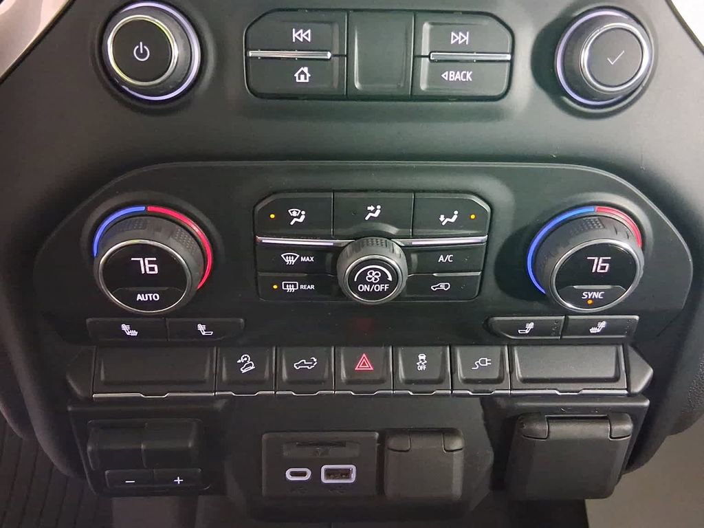 Used 2023 Chevrolet Silverado 2500 LTZ image 38